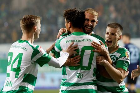 Wichtiger Heimsieg: Fürth setzt sich von der Abstiegszone ab Wichtiger Heimsieg: Fürth setzt sich von der Abstiegszone ab