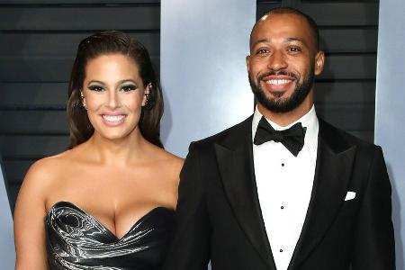 Ashley Graham und Justin Ervin haben Familienplanung abgeschlossen Ashley Graham und Justin Ervin haben Familienplanung abgeschlossen