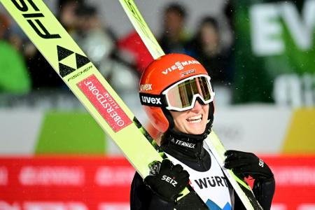 Althaus bei Skiflug-Premiere Dritte zur Halbzeit Althaus bei Skiflug-Premiere Dritte zur Halbzeit
