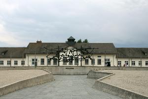 DFB-Botschafter Hartwig in Dachau: "Gemeinsam aufstehen"