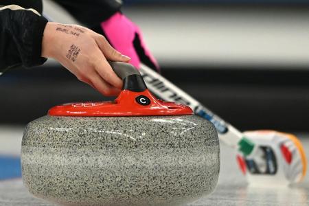 Curling-WM: Erste Siege für deutsche Frauen Curling-WM: Erste Siege für deutsche Frauen