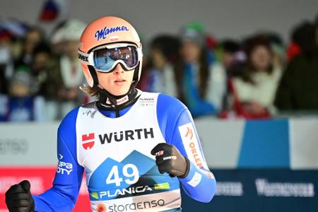 Skispringer Kubacki bangt um seine Frau und beendet Saison Skispringer Kubacki bangt um seine Frau und beendet Saison