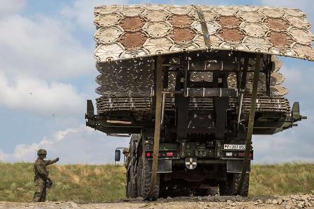 Bundeswehr Bergefahrzeuge Lkw