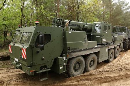 Bundeswehr Bergefahrzeuge Lkw