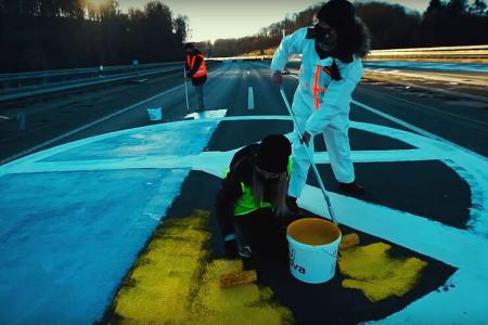 A45 Rahmedetalbrücke Mural Art — Lasst uns Brücken bauen