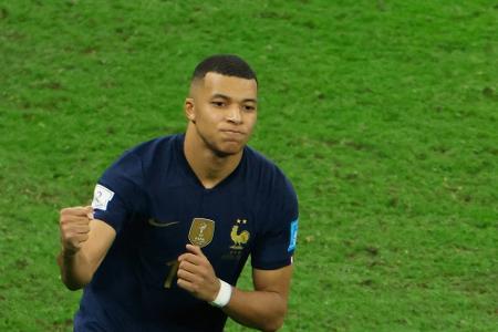 Mbappe Frankreichs neuer Nationalmannschafts-Kapitän Mbappe Frankreichs neuer Nationalmannschafts-Kapitän