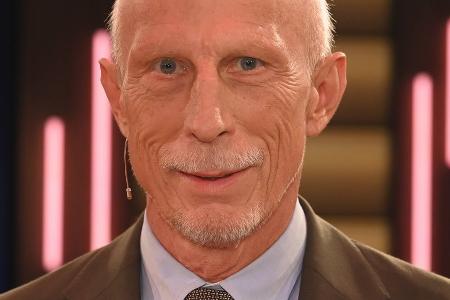 Christoph Daum: Den Krebs zu besiegen, wäre Christoph Daum: Den Krebs zu besiegen, wäre