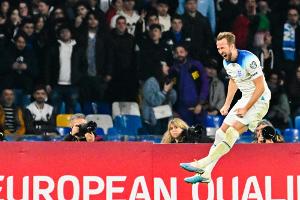 Dank Rekordtorschütze Kane: England siegt in Neapel