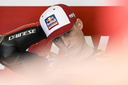 Nach schwerem Sturz: Wohl zwei Monate Pause für Espargaro Nach schwerem Sturz: Wohl zwei Monate Pause für Espargaro