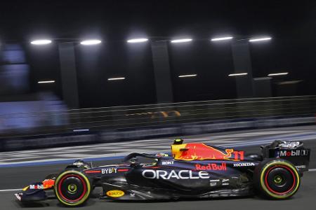 Perez holt Pole Position in Dschidda - Defekt bei Verstappen Perez holt Pole Position in Dschidda - Defekt bei Verstappen