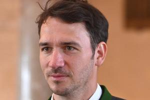 Felix Neureuther: "Blicke mit einem Lächeln nach oben und bin dankbar"