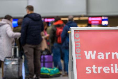 Warnstreiks von EVG und Verdi: Steht Deutschland auch an Ostern still? Warnstreiks von EVG und Verdi: Steht Deutschland auch an Ostern still?