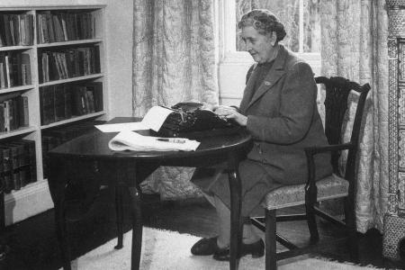 Auch die Romane von Agatha Christie werden überarbeitet Auch die Romane von Agatha Christie werden überarbeitet