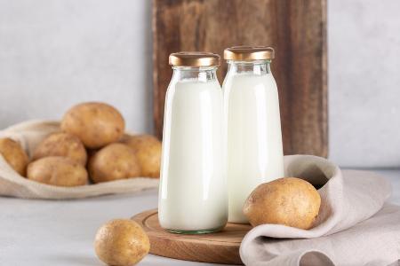 Kartoffelmilch: Was kann die neue pflanzliche Milchalternative? Kartoffelmilch: Was kann die neue pflanzliche Milchalternative?