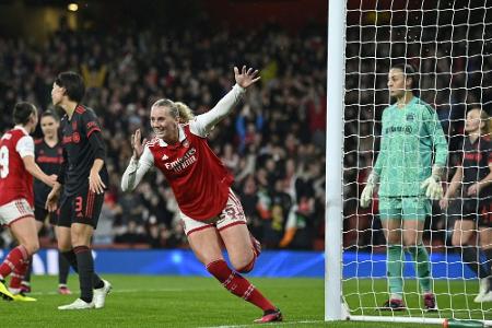 Triple-Traum geplatzt: Bayern-Frauen ohne Chance bei Arsenal Triple-Traum geplatzt: Bayern-Frauen ohne Chance bei Arsenal
