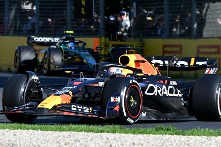 Verstappen siegt erstmals in Australien - und über das Chaos