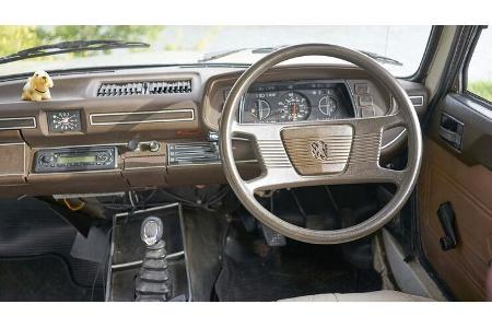 Camping Oldtimer Peugeot 516