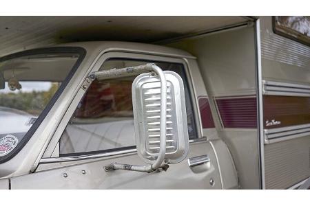 Camping Oldtimer Peugeot 515