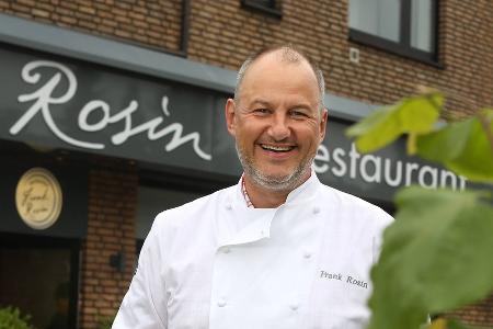 TV-Koch Frank Rosin verliert einen seiner beiden Michelin-Sterne TV-Koch Frank Rosin verliert einen seiner beiden Michelin-Sterne