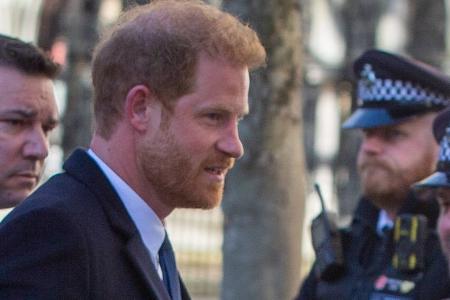 Prinz Harry soll im Juni vor Gericht aussagen Prinz Harry soll im Juni vor Gericht aussagen