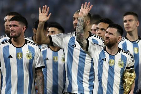 Argentinien an der Spitze - DFB-Team auf Rang 14 Argentinien an der Spitze - DFB-Team auf Rang 14