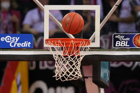 Basketball: Ex-Meister Bamberg wahrt Play-off-Chancen Basketball: Ex-Meister Bamberg wahrt Play-off-Chancen