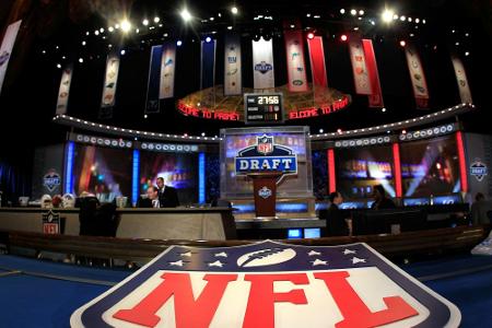 NFL-Draft: Bears geben Top-Pick wohl an Panthers ab NFL-Draft: Bears geben Top-Pick wohl an Panthers ab