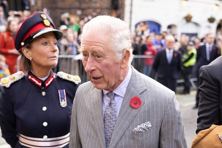 Eierwurf auf König Charles: Student zu 100 Stunden Arbeit verdonnert Eierwurf auf König Charles: Student zu 100 Stunden Arbeit verdonnert