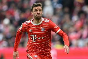 Bayern mit zwei Wechseln - Müller zurück