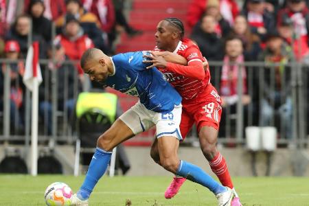 Bayern nur Remis gegen Hoffenheim, aber zwei Punkte vor BVB Bayern nur Remis gegen Hoffenheim, aber zwei Punkte vor BVB