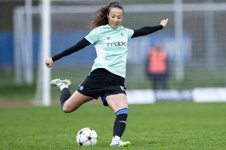 Hoffenheim verpflichtet Innenverteidigerin Cazalla Hoffenheim verpflichtet Innenverteidigerin Cazalla