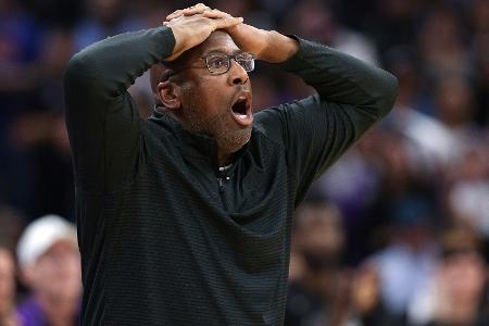 Brown als NBA-Trainer des Jahres gekürt Brown als NBA-Trainer des Jahres gekürt