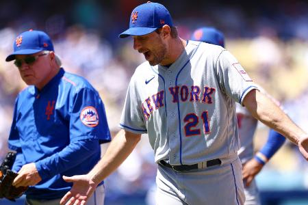 Klebrige Substanz: Star-Pitcher Scherzer muss vom Feld Klebrige Substanz: Star-Pitcher Scherzer muss vom Feld