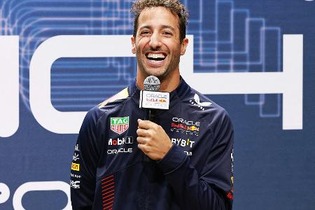 Ricciardo im Formel-1-Boliden auf der Nordschleife Ricciardo im Formel-1-Boliden auf der Nordschleife