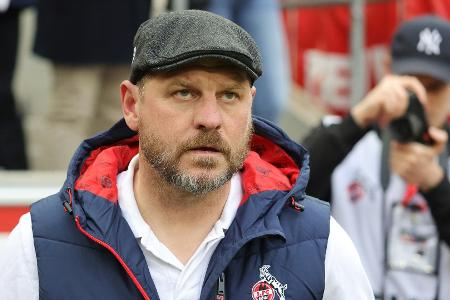 Beim Rekordspiel: Baumgart fiebert mit FC-Frauen Beim Rekordspiel: Baumgart fiebert mit FC-Frauen