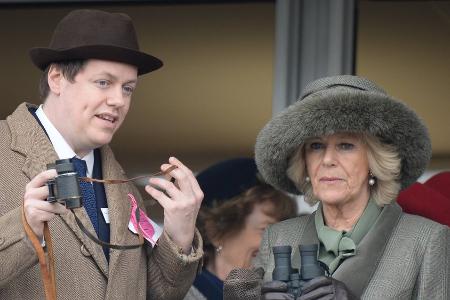 Angriffe von Prinz Harry auf Camilla: Jetzt schlägt ihr Sohn zurück Angriffe von Prinz Harry auf Camilla: Jetzt schlägt ihr Sohn zurück