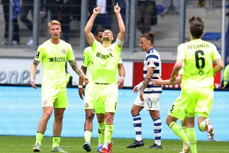 3. Liga: Elversberg patzt gegen Aue, Wehen rückt heran 3. Liga: Elversberg patzt gegen Aue, Wehen rückt heran