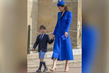 Zum 5. Geburtstag: Mama Kate kutschiert Prinz Louis im Schubkarren Zum 5. Geburtstag: Mama Kate kutschiert Prinz Louis im Schubkarren