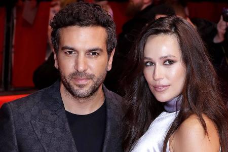 Elyas M'Barek lebt mit Ehefrau Jessica glücklich in New York Elyas M'Barek lebt mit Ehefrau Jessica glücklich in New York