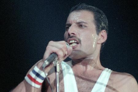 Freddie Mercury: Beste Freundin versteigert 1.500 Erinnerungsstücke Freddie Mercury: Beste Freundin versteigert 1.500 Erinnerungsstücke