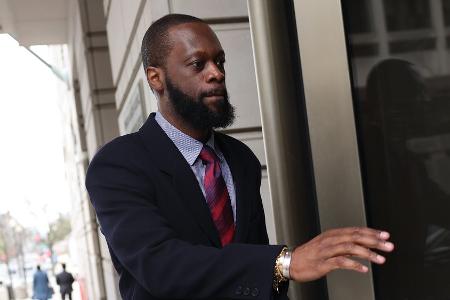 Fugees-Rapper Pras Michel drohen 20 Jahre Haft Fugees-Rapper Pras Michel drohen 20 Jahre Haft