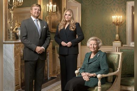 König Willem-Alexander: Drei-Generationen-Porträt zum Thronjubiläum König Willem-Alexander: Drei-Generationen-Porträt zum Thronjubiläum