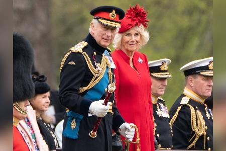 Traditionell oder alles neu? Der Dresscode bei Charles' Krönung Traditionell oder alles neu? Der Dresscode bei Charles' Krönung
