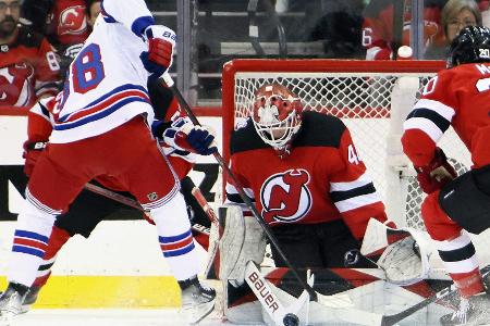 Devils komplettieren zweite Play-off-Runde Devils komplettieren zweite Play-off-Runde