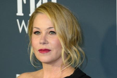 Christina Applegate will Kelly Bundy in der Zeichentrickserie sprechen Christina Applegate will Kelly Bundy in der Zeichentrickserie sprechen