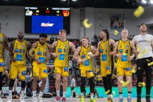 Chemnitz holt letzten Play-off-Platz - Frankfurt abgestiegen