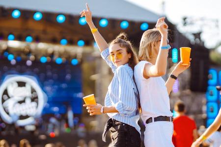 Diese Allround-Festivals hat der Sommer 2023 zu bieten Diese Allround-Festivals hat der Sommer 2023 zu bieten