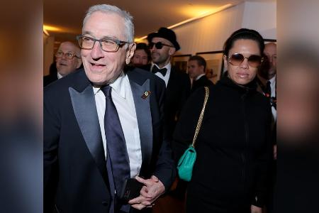 Robert De Niro und Tiffany Chen: Baby-Auszeit bei Party in Cannes Robert De Niro und Tiffany Chen: Baby-Auszeit bei Party in Cannes