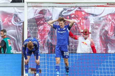 Niederlage in Leipzig: Schalke steigt aus der Bundesliga ab Niederlage in Leipzig: Schalke steigt aus der Bundesliga ab