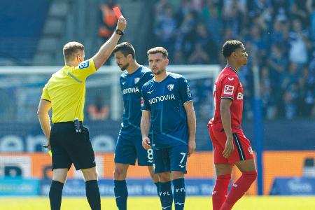 Leverkusens Adli für drei Spiele gesperrt Leverkusens Adli für drei Spiele gesperrt